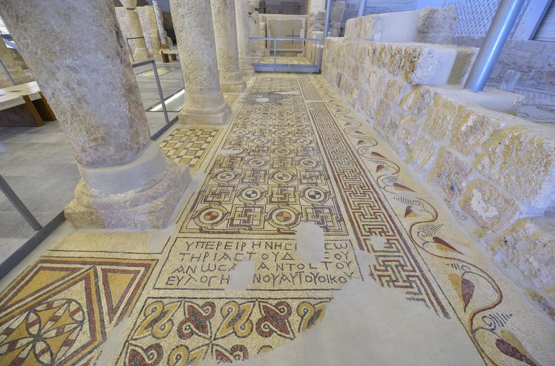 Tour di un giorno a Madaba, al Monte Nebo e al Mar Morto da Amman (AC-JHT-019)